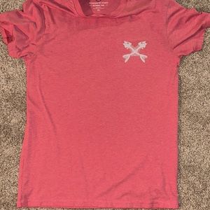 Pink xs tee, vineyard vines